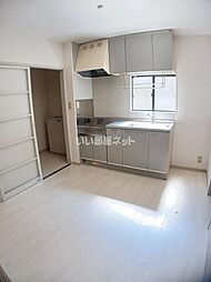 フレグランスたかみ 102 1階2Kのリビング/ダイニング