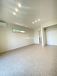 イーリッチテラス寺尾上 101 1階1Kのリビング/ダイニング