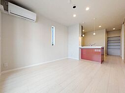 ＤＥＵＸリジエール 205 2階1LDKのリビング/ダイニング