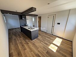 eie月寒西 402 4階2LDKのリビング/ダイニング