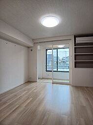 ディーア・レオラ 103 1階ワンルームのリビング/ダイニング