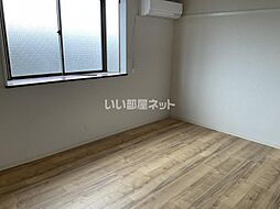 ロイヤル高田 208 2階1Kのリビング/ダイニング