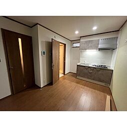 ドミール幸 1-B 1階ワンルームのリビング/ダイニング