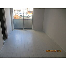 KINGDOMII 103 1階1Kのリビング/ダイニング