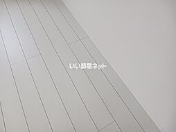 ニュースカイタウンB棟 205 2階1LDKのリビング/ダイニング