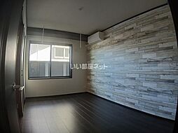 Roger Confort III(-ロジェ コンフォール-) 102 1階1Kのリビング/ダイニング