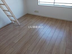 Wistaria 208 2階ワンルームのリビング/ダイニング