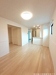 グラン 101 1階1LDKのリビング/ダイニング