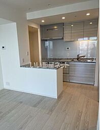 ベイシティタワーズ神戸EAST 13階2LDKのリビング/ダイニング