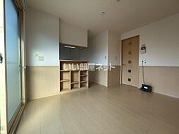 カトルセゾン　Ｃ 101 1階1LDKのリビング/ダイニング