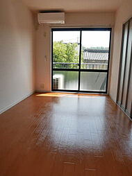 ムーンリバーサイド Ｂ 201 2階2DKのリビング/ダイニング