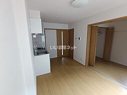 アーバンスタイルI 103 1階1LDKのリビング/ダイニング