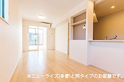 ブルーラディッシュレジデンスＡ 206 2階2LDKのリビング/ダイニング