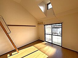 サンスポット・エムズ 202 2階1Kのリビング/ダイニング