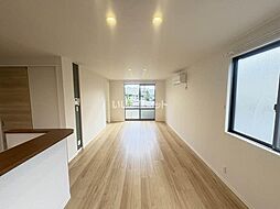 ヴィラシーン 201 2階1LDKのリビング/ダイニング