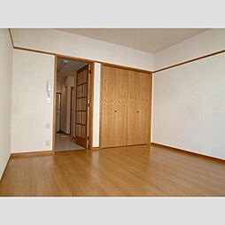 プリマベーラ上杉 104 1階1Kのリビング/ダイニング