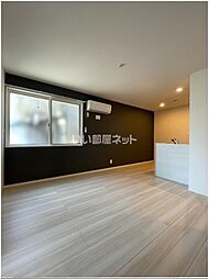 近鉄奈良線 額田駅 徒歩4分の賃貸アパート 1階1LDKのリビング/ダイニング