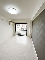 b’CASA熊谷IIre-born 101 1階ワンルームのリビング/ダイニング