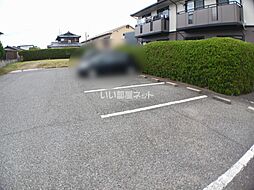 4 / 8