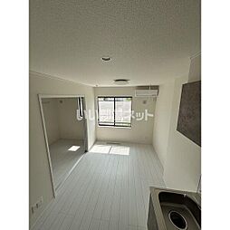 ワンリッチ金ヶ崎C 103 1階1DKのリビング/ダイニング