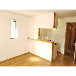 フリーデ土居の内 205 2階1LDKのリビング/ダイニング