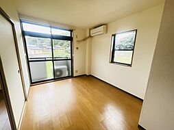 ファーストビレッジ 204 2階2DKのリビング/ダイニング