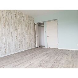 グレイティアいなべ 110 1階1Kのリビング/ダイニング