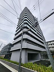 6 / 34