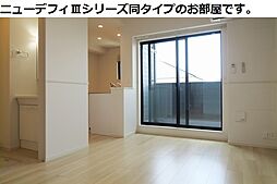 ヴィラ　グレイスＢ 206 2階1LDKのリビング/ダイニング