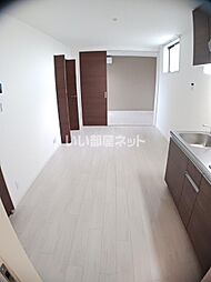 グランディール高畑 303 3階1LDKのリビング/ダイニング