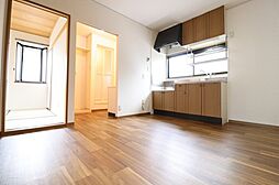 上毛電気鉄道 中央前橋駅 3.8kmの賃貸アパート 1階2DKのリビング/ダイニング