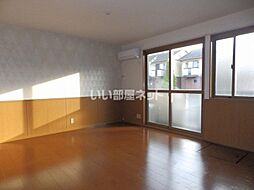 ナル・グランデU　C棟 C102 1階2LDKのリビング/ダイニング