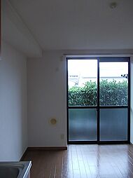 ラ・ボール 105 1階2DKのリビング/ダイニング