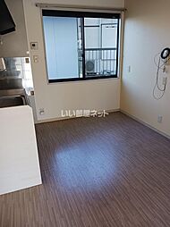 デュアルハイツ 102 1階3DKのリビング/ダイニング