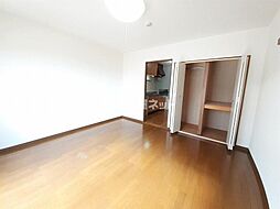 Surplus　One銀河B 203 2階1Kのリビング/ダイニング