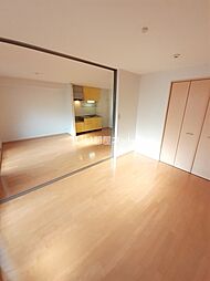 フラワーメゾン A棟 A301 3階2LDKのリビング/ダイニング