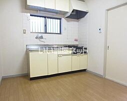 ロアジ 1 1階1DKのリビング/ダイニング