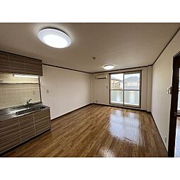 Surplus　Two　Amano 205 2階2LDKのリビング/ダイニング