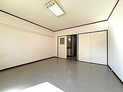 コモド西条 311 3階1Kのリビング/ダイニング