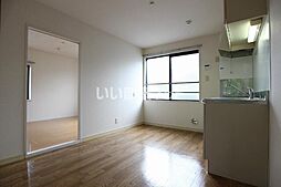 ディアスＫ2 201 2階3DKのリビング/ダイニング