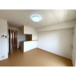 フォーリスト清水 205 2階1LDKのリビング/ダイニング