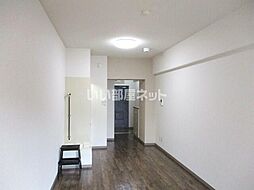 グランドメゾン鶴見 923 9階ワンルームのリビング/ダイニング