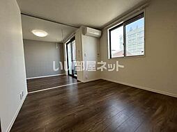 ＥＳＴ（エスト） 105 1階1LDKのリビング/ダイニング