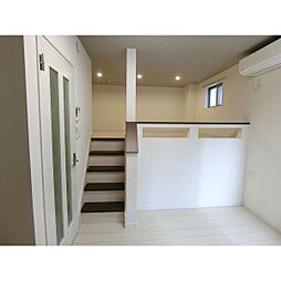 ランドスクエア下市場 105 1階ワンルームのリビング/ダイニング