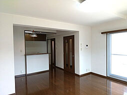 八戸市長根1丁目のアパート B207 2階3LDKのリビング/ダイニング