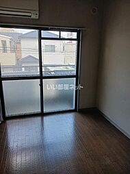 ロイヤル元町 204 2階1Kのリビング/ダイニング