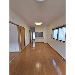 リューボヌールIV 301 3階2LDKのリビング/ダイニング