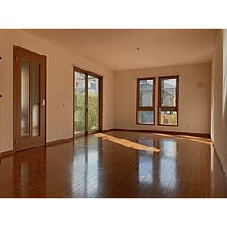 シーズンステージ三好ヶ丘桜 C 1階3LDKのリビング/ダイニング