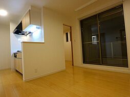 Regalest R.N 五日市 102 1階1LDKのリビング/ダイニング