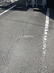 8 / 12